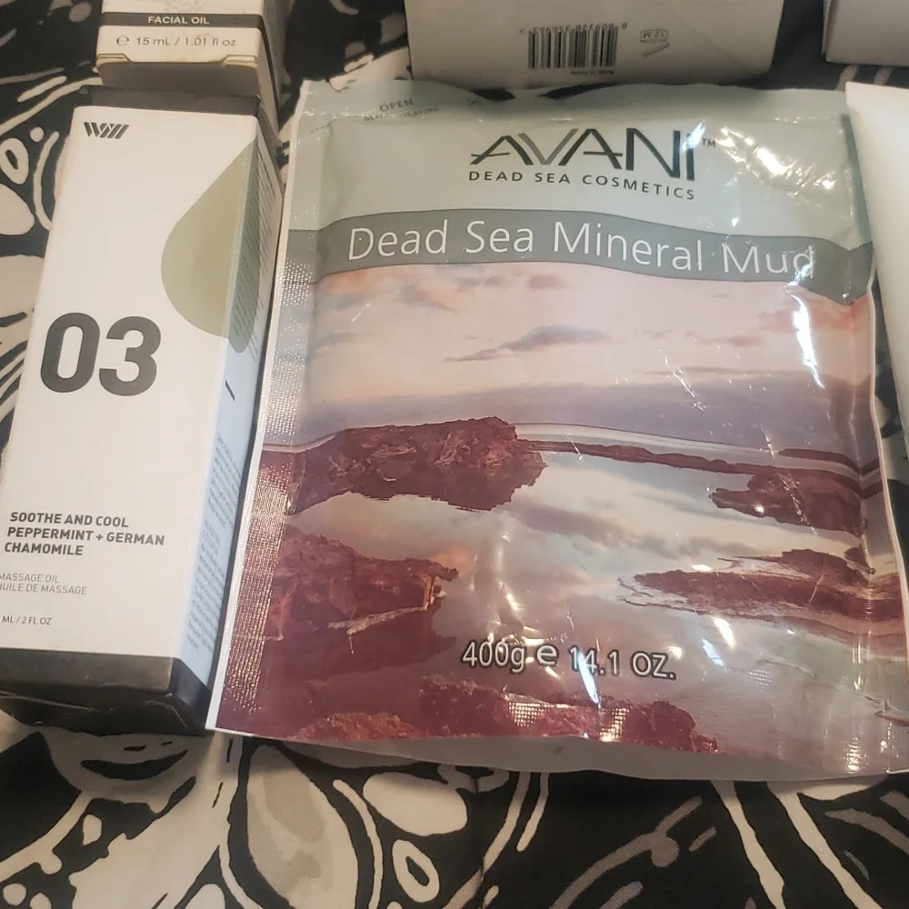 Beauty Bundle - Picture 5 of 5